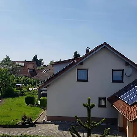 Pensionszimmer Schwarz/vogel *